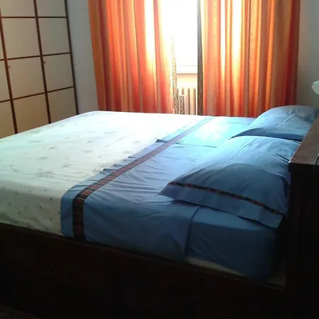 公寓 Accogliente Attico Sui Navigli 米兰