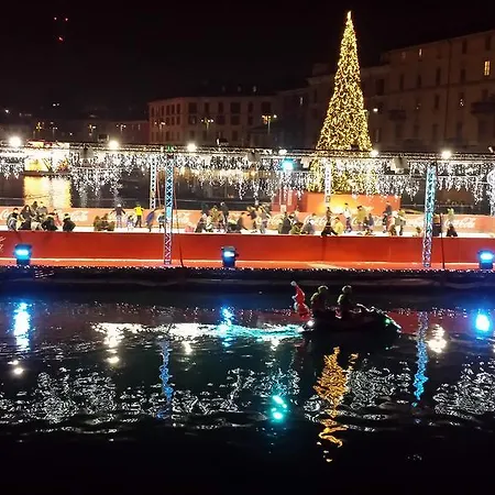 公寓 Accogliente Attico Sui Navigli