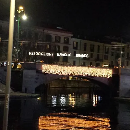 公寓 Accogliente Attico Sui Navigli 米兰
